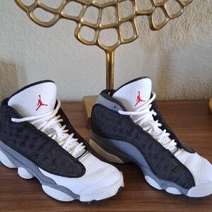 Air Jordan 13 "Black Flint" Retro White/Black Sneakers GUC Size 4.5Y 884129-060